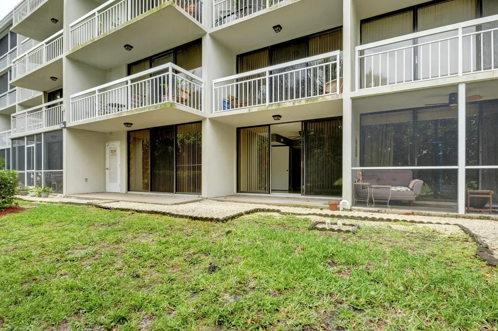 6145 Balboa Circle Boca Raton FL 33433