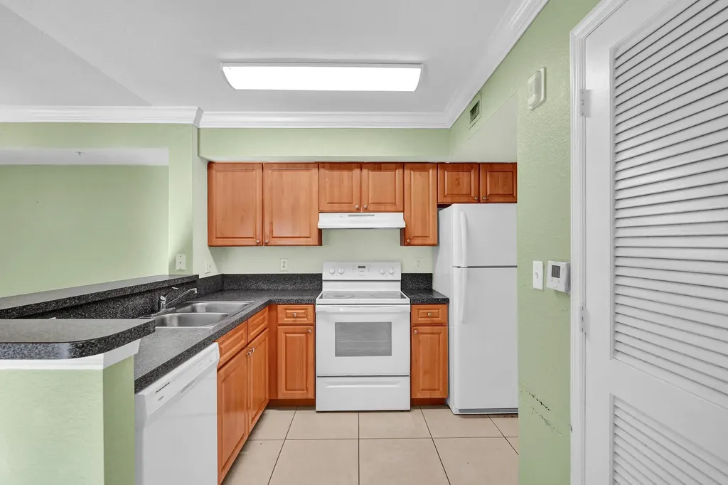 15075 Michelangelo Boulevard Delray Beach FL 33446