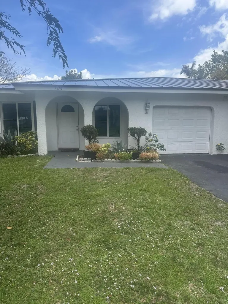 8243 NW 39th Street Coral Springs FL 33065