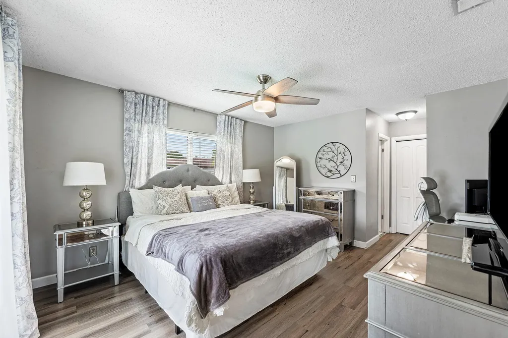 3760 NW 112th Terrace Coral Springs FL 33065