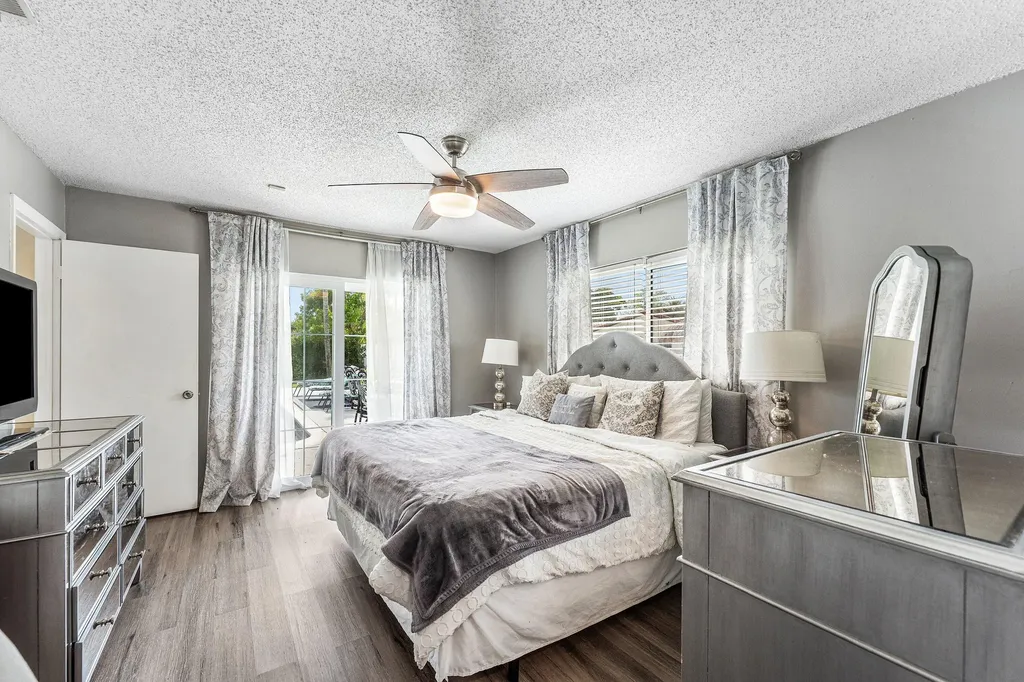 3760 NW 112th Terrace Coral Springs FL 33065