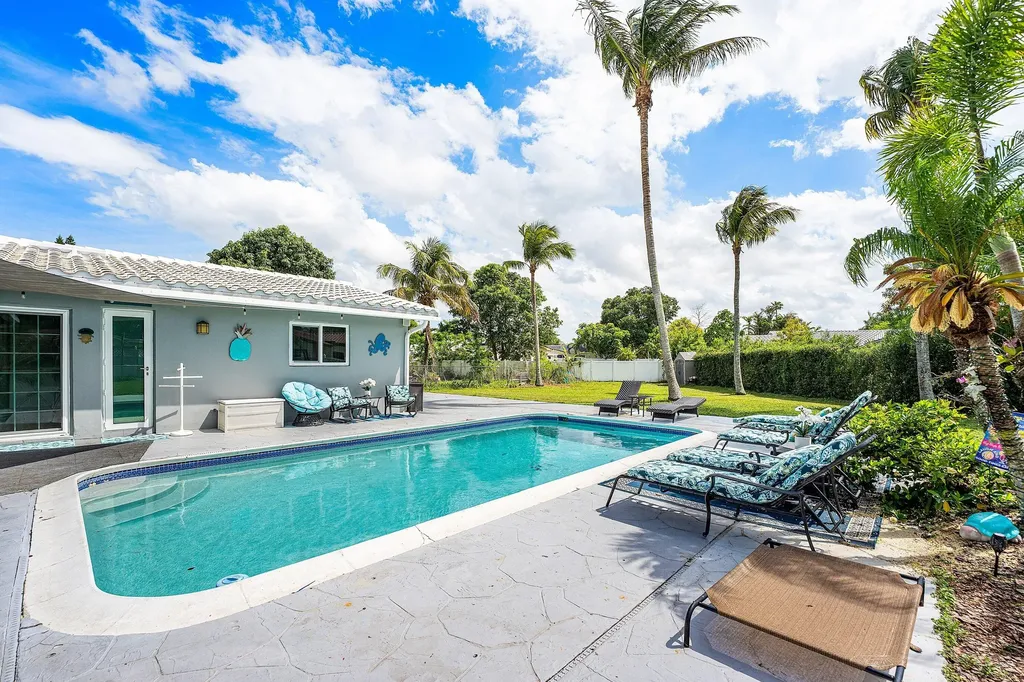 3760 NW 112th Terrace Coral Springs FL 33065