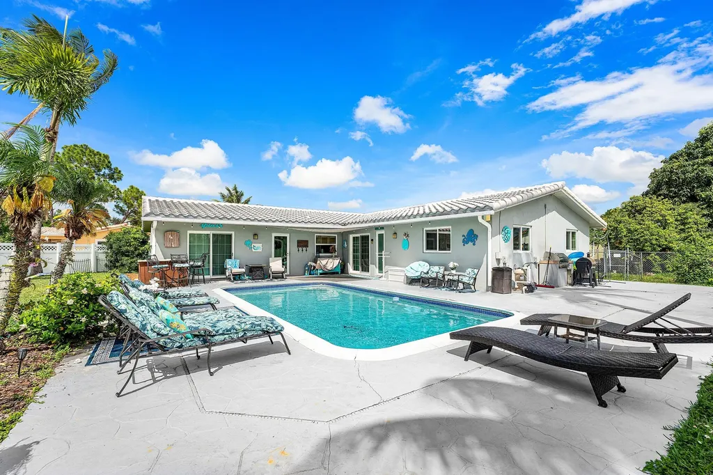 3760 NW 112th Terrace Coral Springs FL 33065