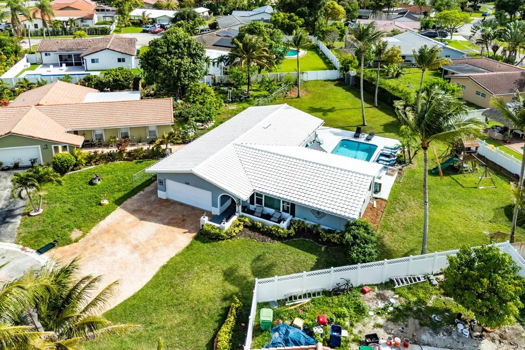 3760 NW 112th Terrace Coral Springs FL 33065