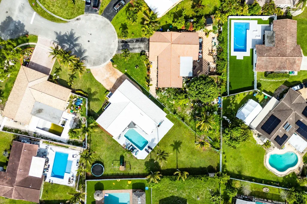 3760 NW 112th Terrace Coral Springs FL 33065