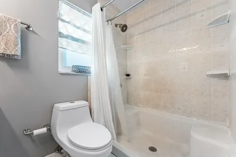 3760 NW 112th Terrace Coral Springs FL 33065