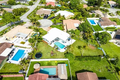 3760 NW 112th Terrace Coral Springs FL 33065