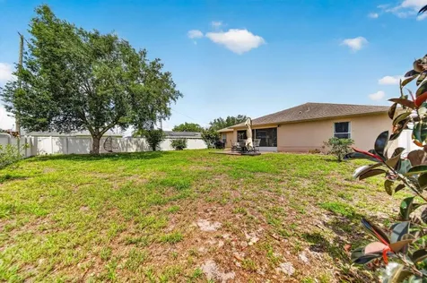 982 SW Kappa Avenue Port St Lucie FL 34953