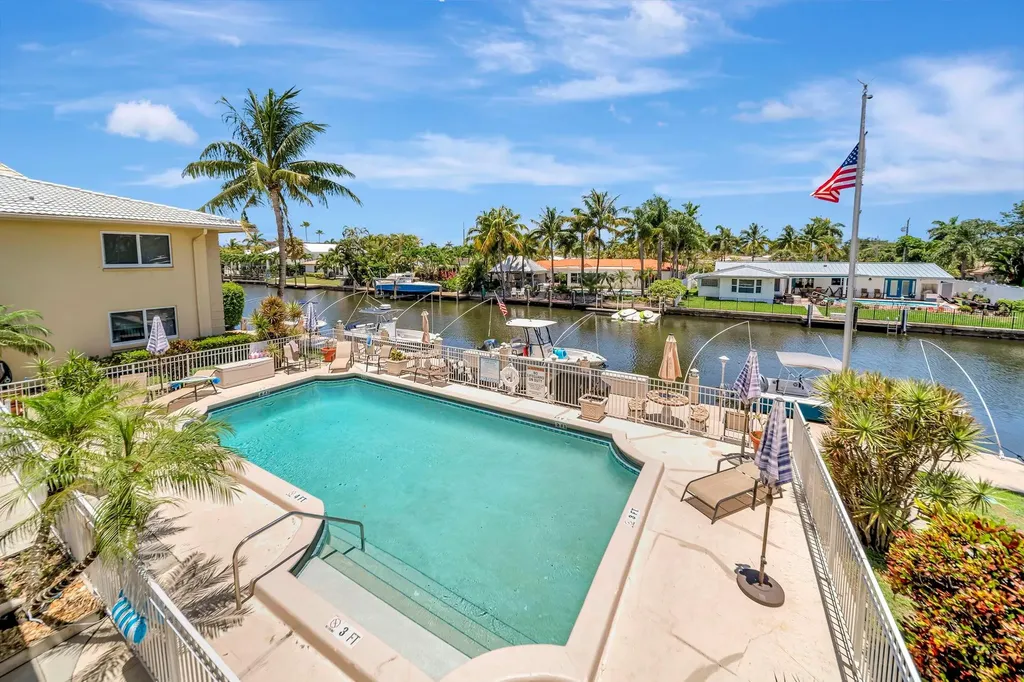 2811 NE 51 Street Fort Lauderdale FL 33308