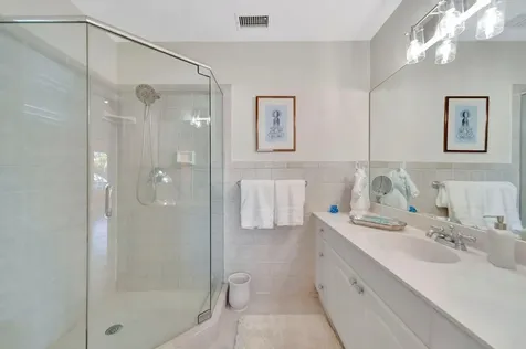 2811 NE 51 Street Fort Lauderdale FL 33308