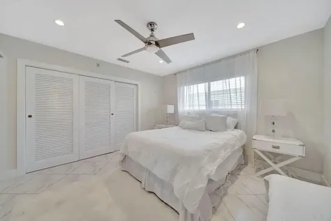 2811 NE 51 Street Fort Lauderdale FL 33308