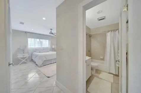 2811 NE 51 Street Fort Lauderdale FL 33308