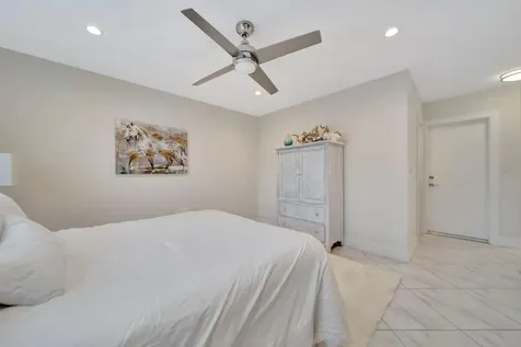 2811 NE 51 Street Fort Lauderdale FL 33308