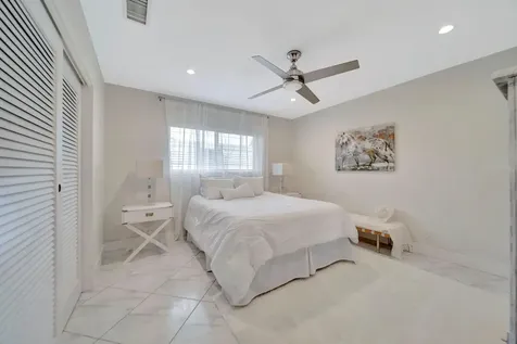 2811 NE 51 Street Fort Lauderdale FL 33308