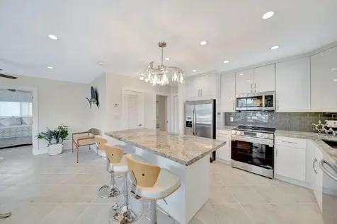 2811 NE 51 Street Fort Lauderdale FL 33308