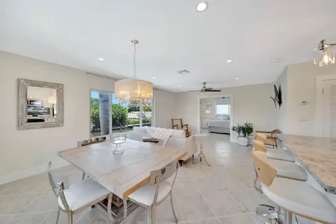 2811 NE 51 Street Fort Lauderdale FL 33308