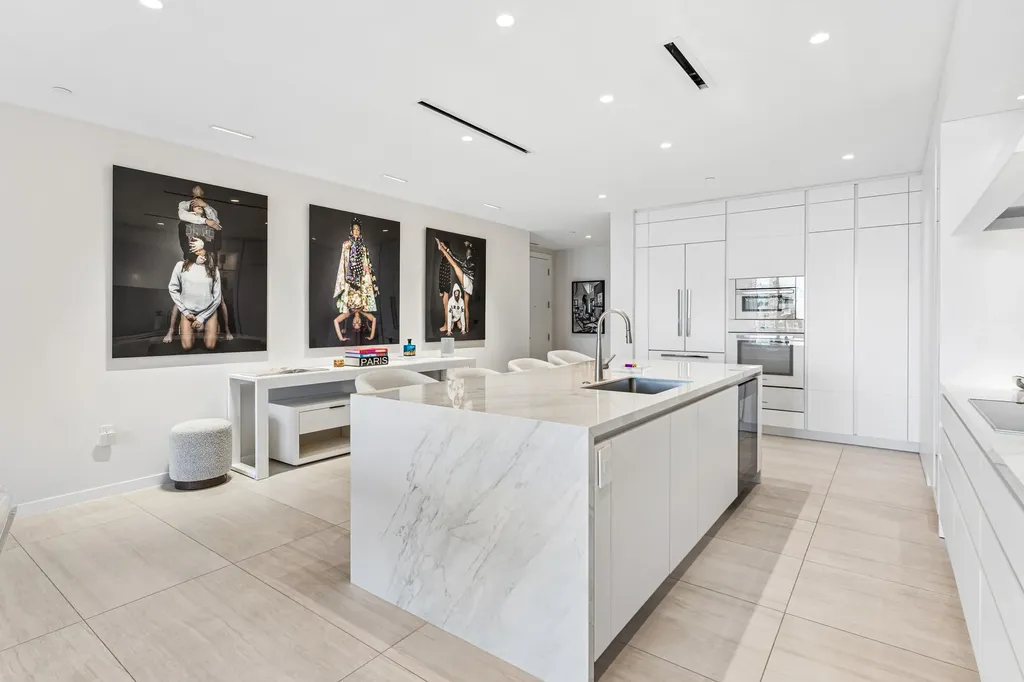 200 SE Mizner Boulevard Boca Raton FL 33432
