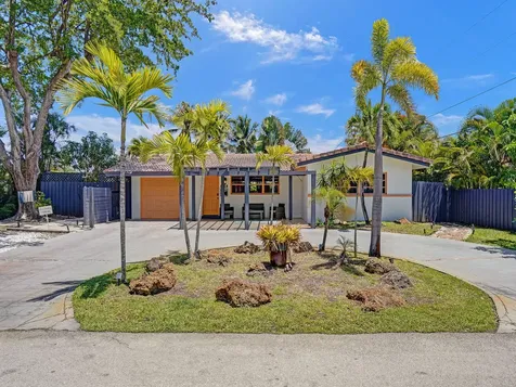 4460 NE 17th Terrace Oakland Park FL 33334