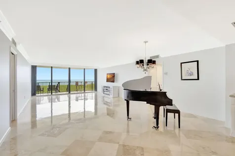 400 Beach Road Tequesta FL 33469