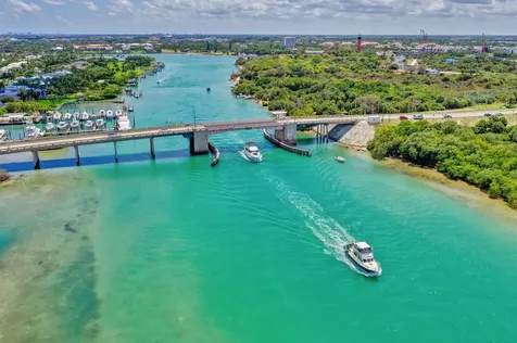 400 Beach Road Tequesta FL 33469