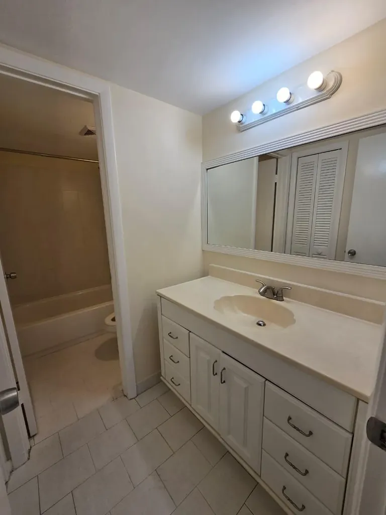 4133 NW 88th Avenue Coral Springs FL 33065
