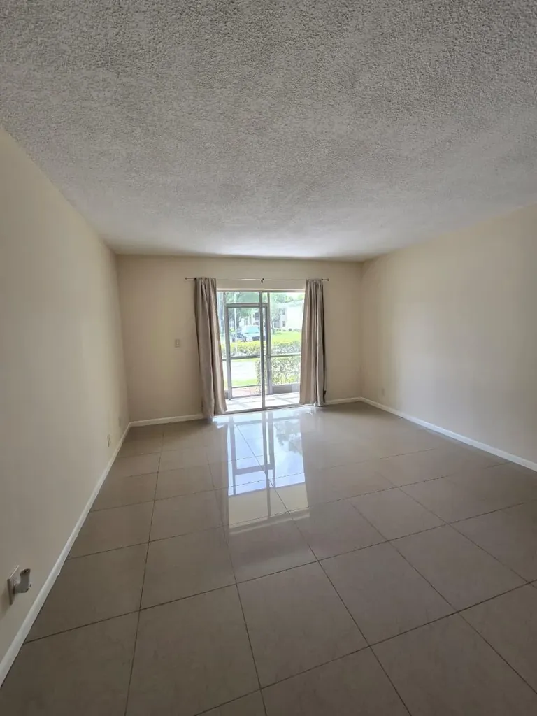 4133 NW 88th Avenue Coral Springs FL 33065