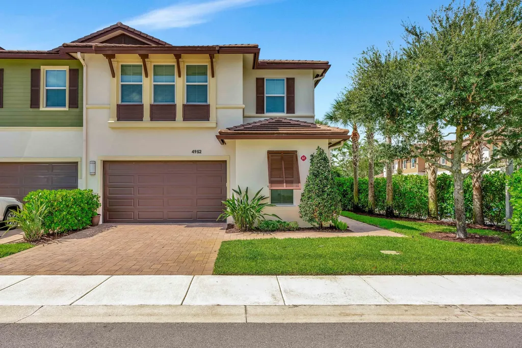 4952 Pointe Midtown Way Palm Beach Gardens FL 33418