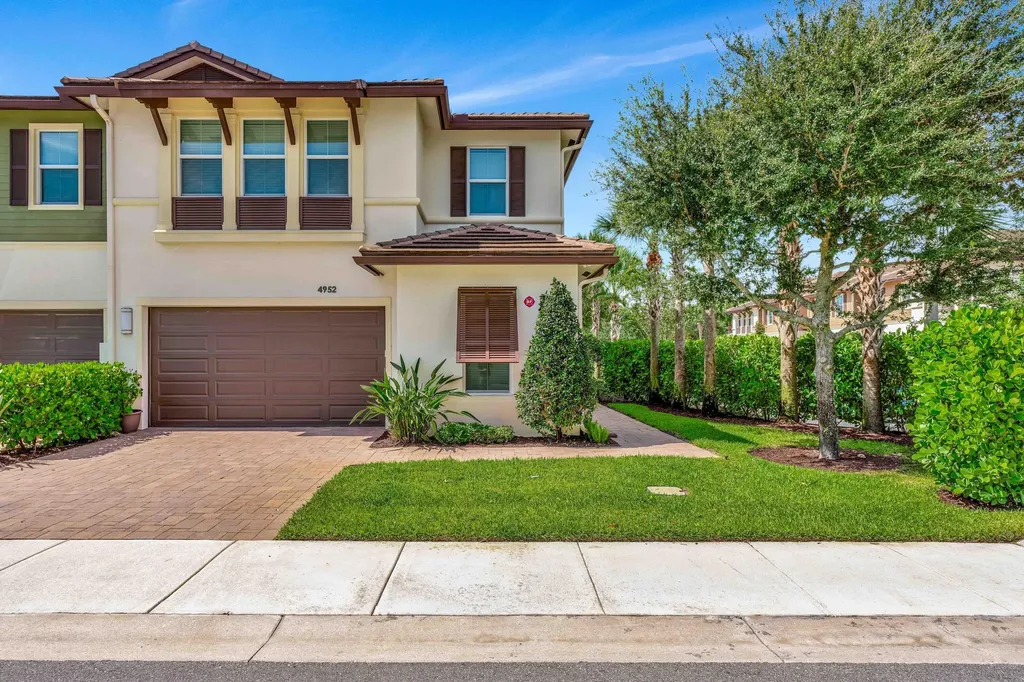 4952 Pointe Midtown Way Palm Beach Gardens FL 33418
