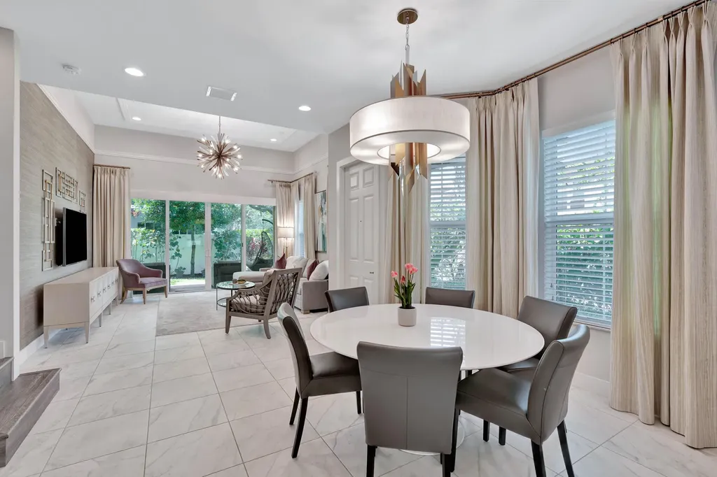 4952 Pointe Midtown Way Palm Beach Gardens FL 33418