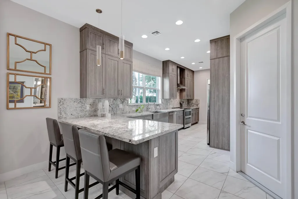 4952 Pointe Midtown Way Palm Beach Gardens FL 33418