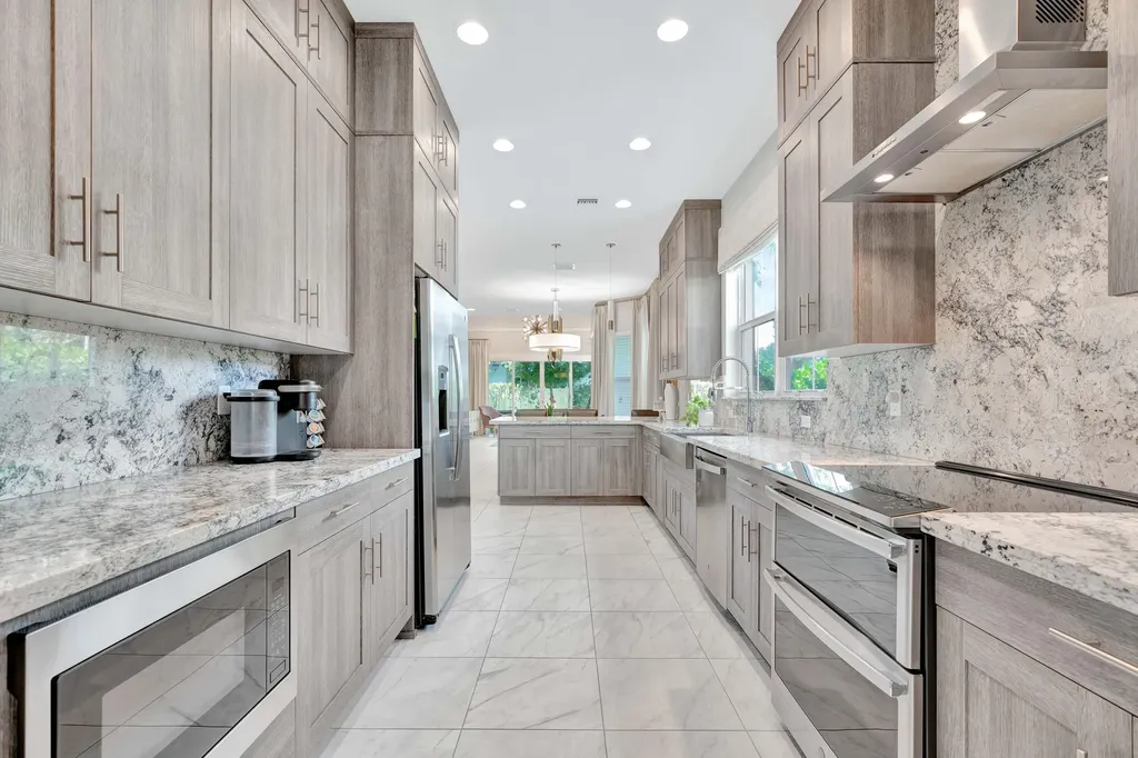 4952 Pointe Midtown Way Palm Beach Gardens FL 33418