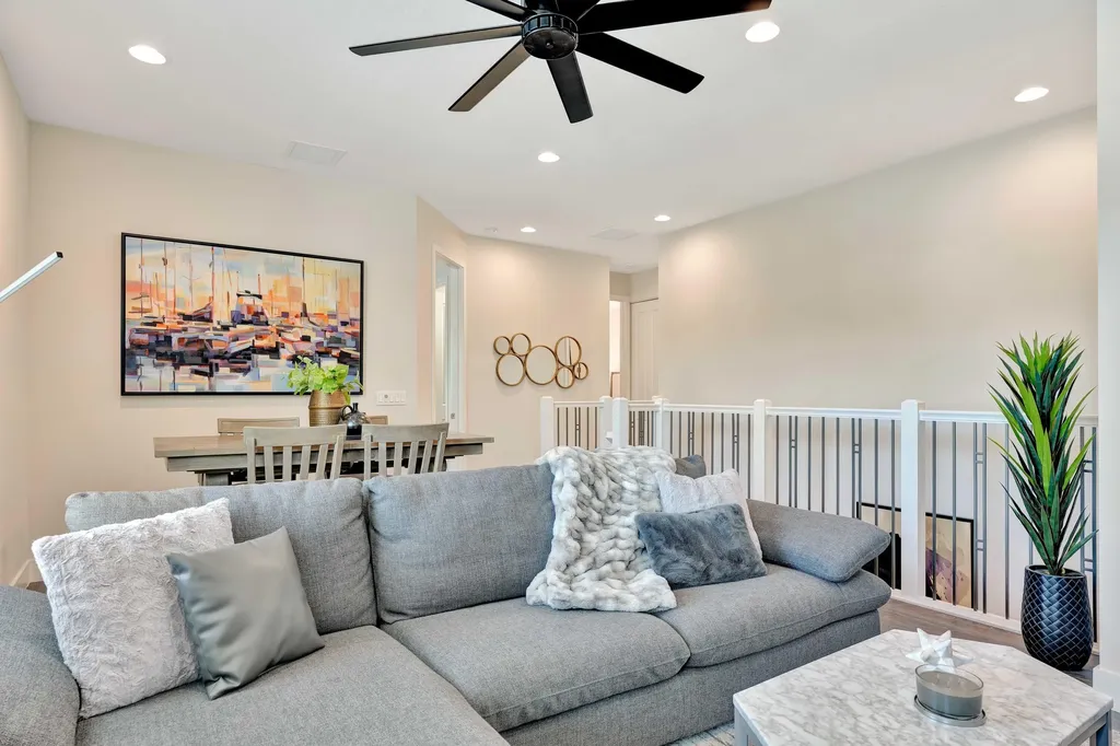 4952 Pointe Midtown Way Palm Beach Gardens FL 33418