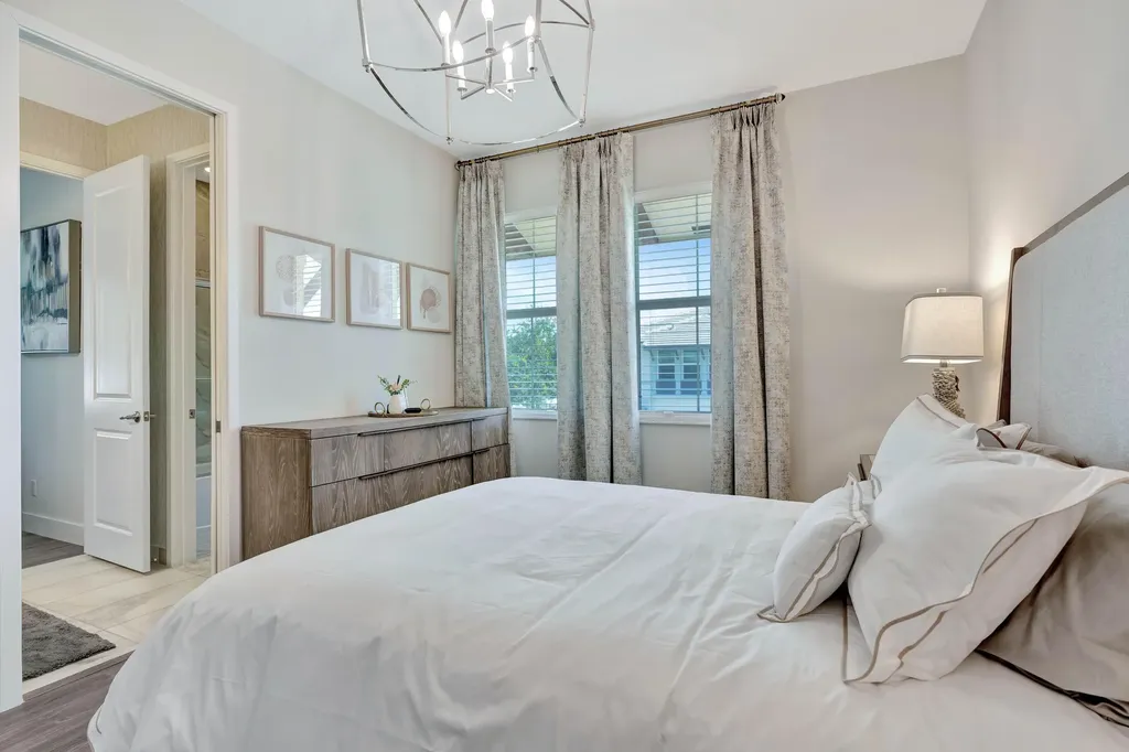 4952 Pointe Midtown Way Palm Beach Gardens FL 33418
