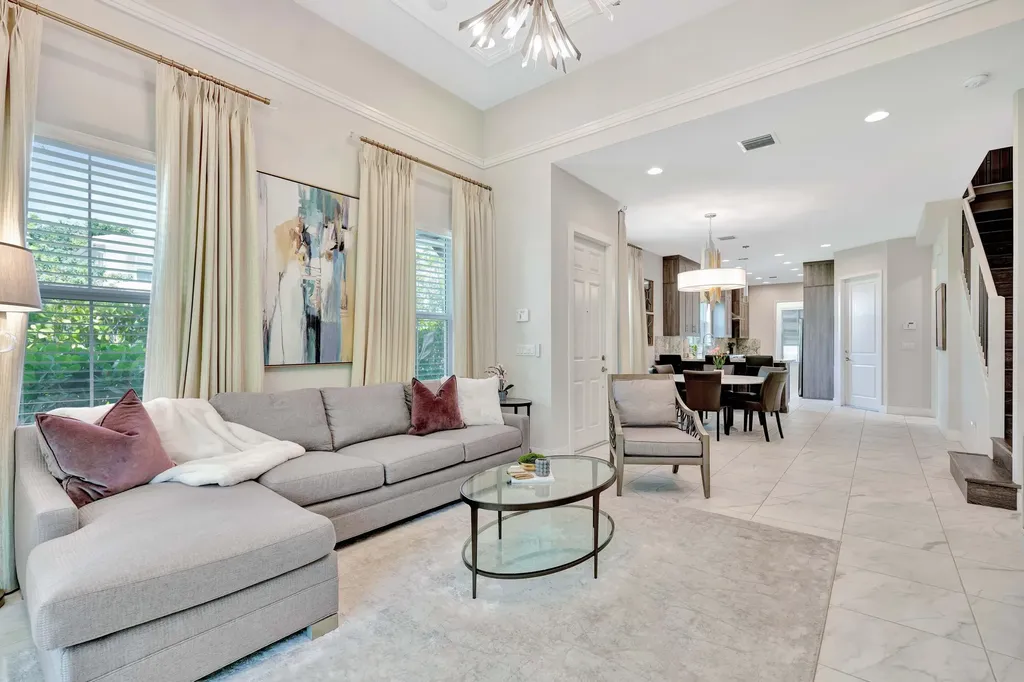 4952 Pointe Midtown Way Palm Beach Gardens FL 33418