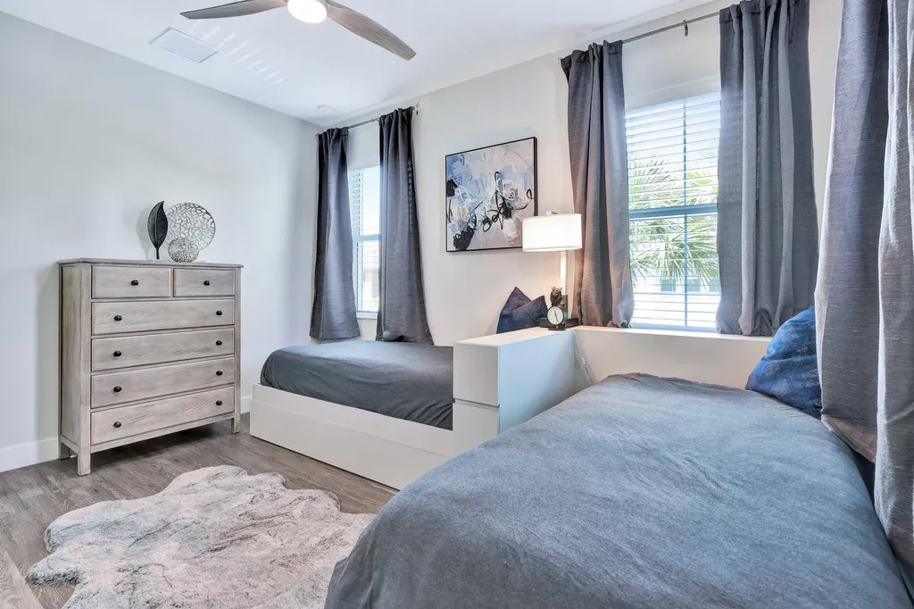 4952 Pointe Midtown Way Palm Beach Gardens FL 33418