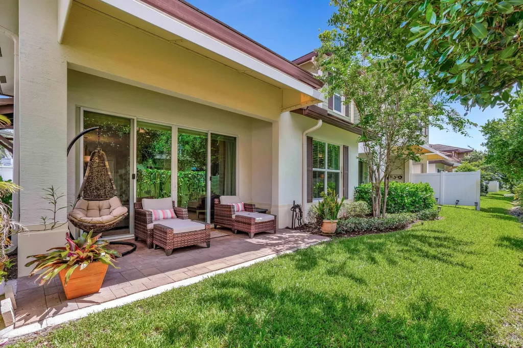 4952 Pointe Midtown Way Palm Beach Gardens FL 33418