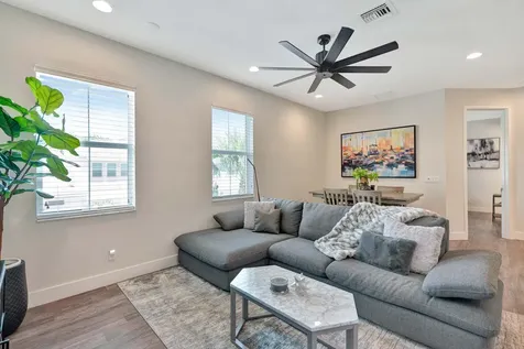 4952 Pointe Midtown Way Palm Beach Gardens FL 33418