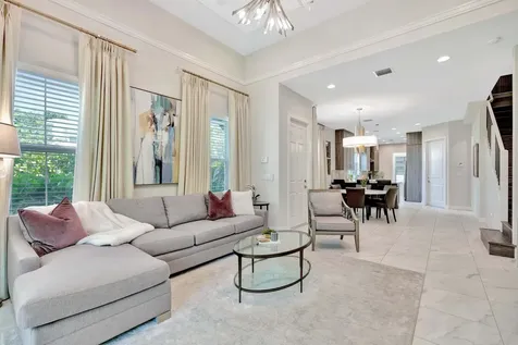 4952 Pointe Midtown Way Palm Beach Gardens FL 33418