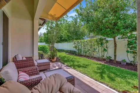 4952 Pointe Midtown Way Palm Beach Gardens FL 33418