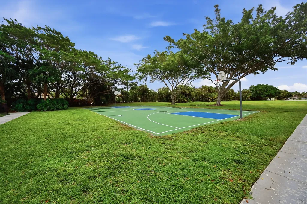 7069 Burgess Drive Lake Worth FL 33467