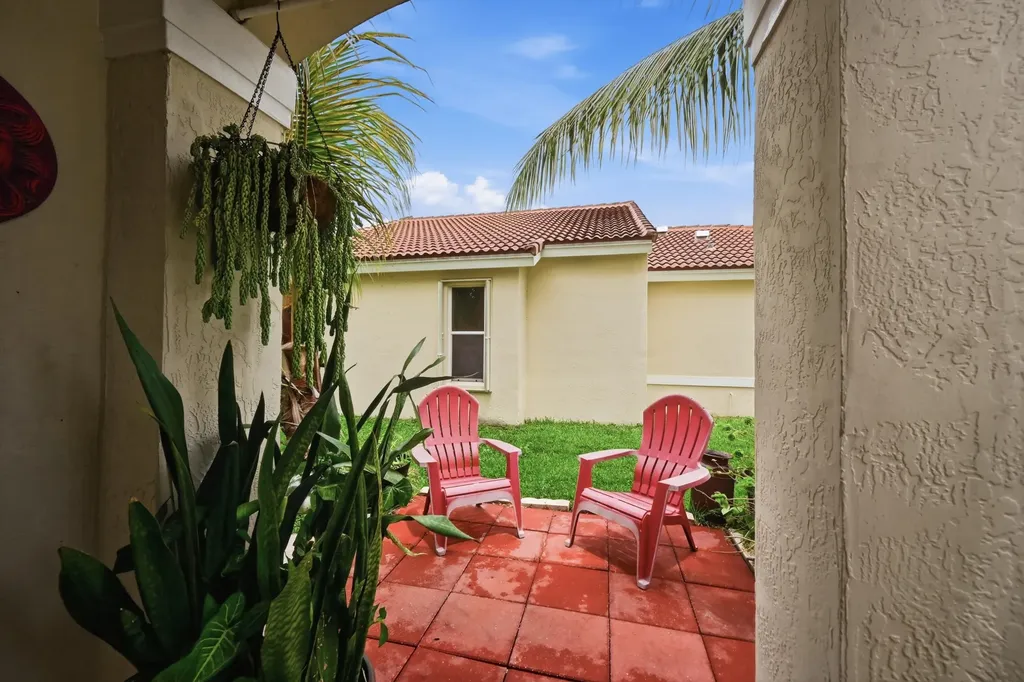 7069 Burgess Drive Lake Worth FL 33467