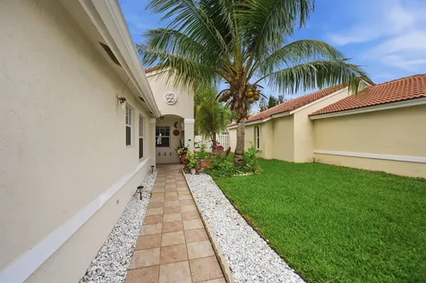 7069 Burgess Drive Lake Worth FL 33467