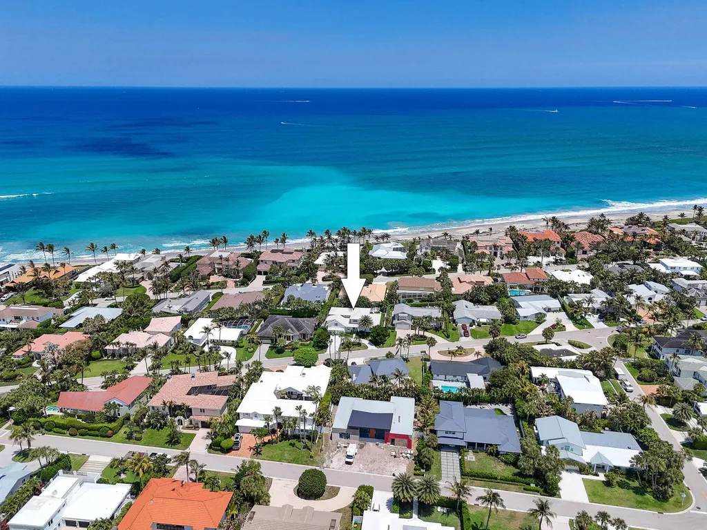 59 Colony Road Jupiter Inlet Colony FL 33469