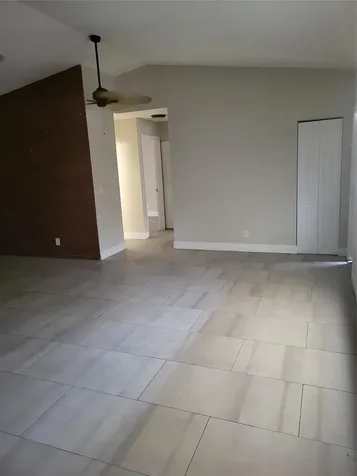 7816 SW 7th Place North Lauderdale FL 33068