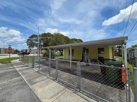 6495 W 2nd Court Hialeah FL 33012
