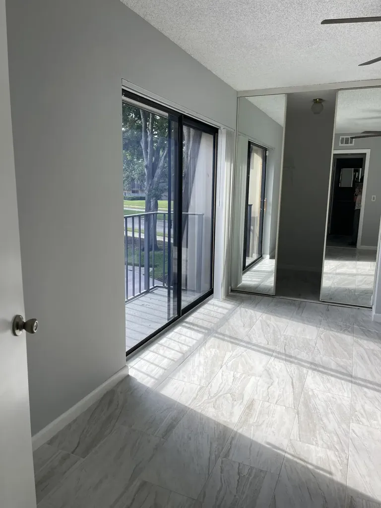 3230 32nd Way West Palm Beach FL 33407