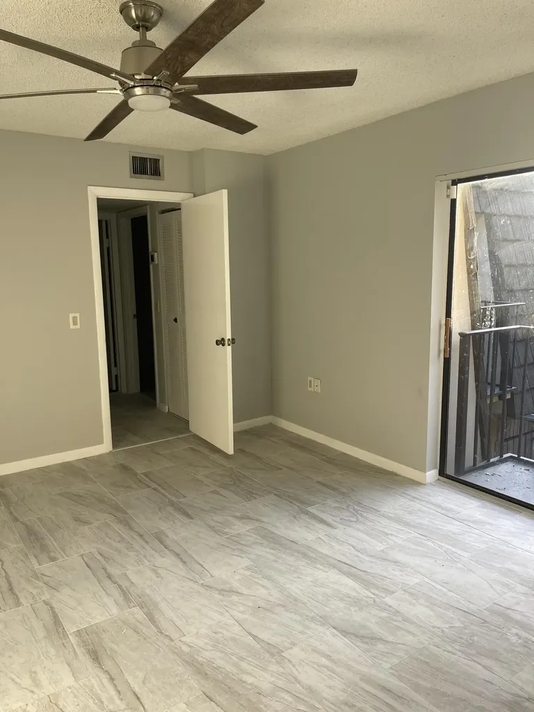 3230 32nd Way West Palm Beach FL 33407