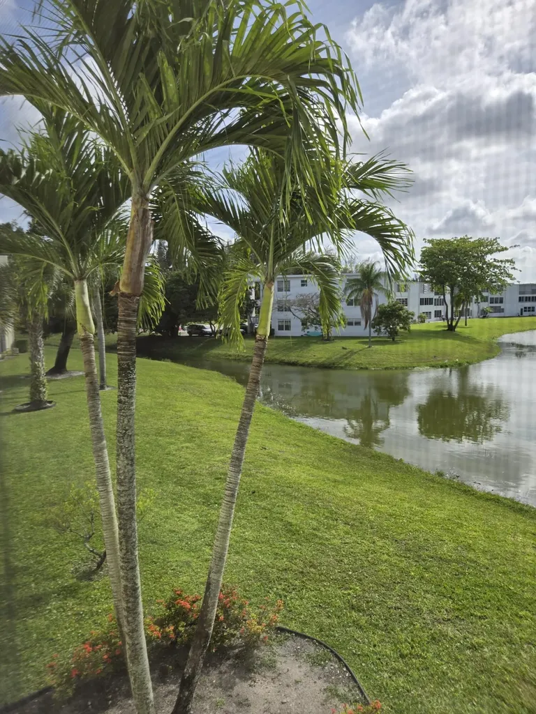West Palm Beach FL 33417