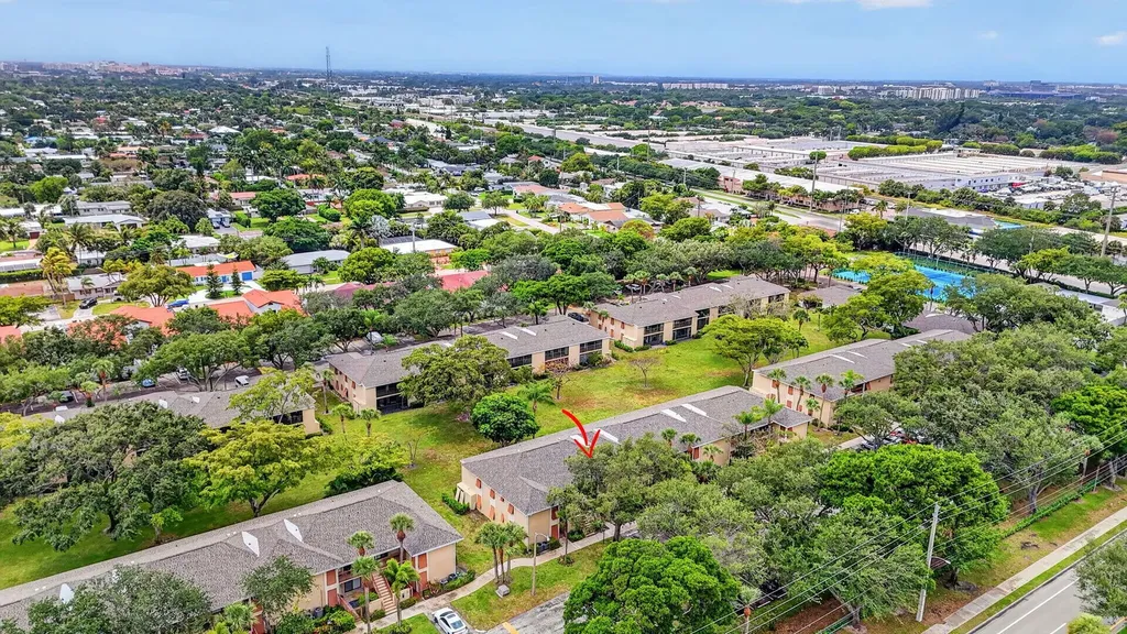 3939 NE 5th Avenue Boca Raton FL 33431