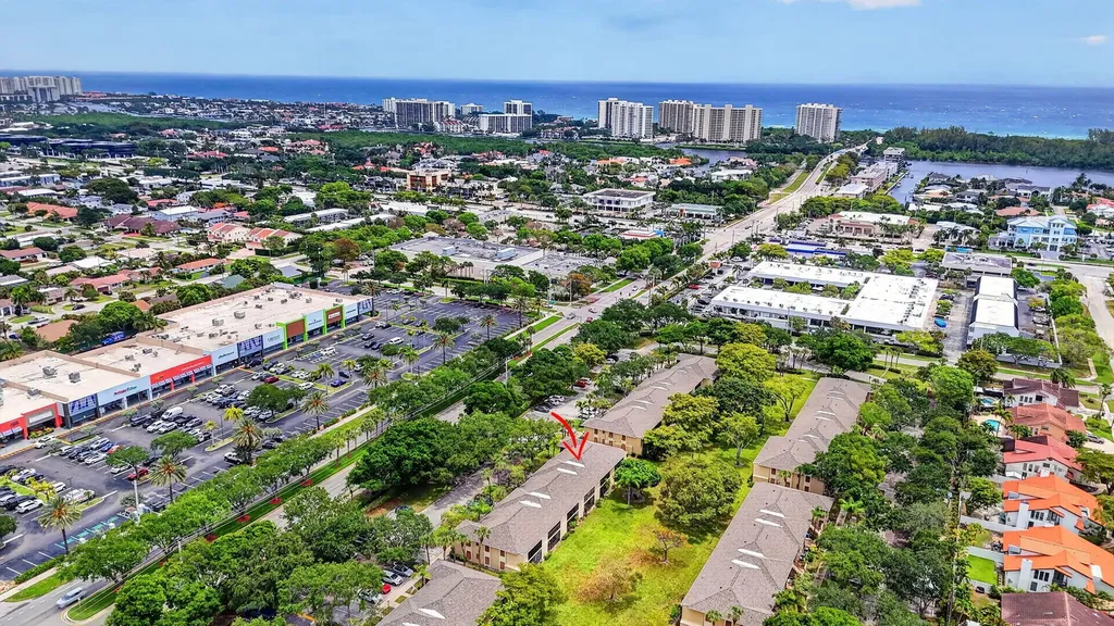 3939 NE 5th Avenue Boca Raton FL 33431